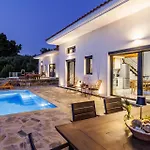 Aether Retreat - Private Pools & Aegean Views Villa