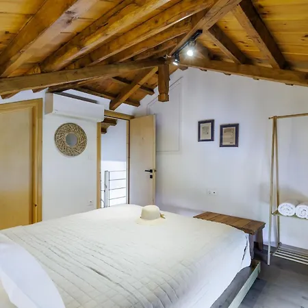 וילה Aether Retreat - Private Pools & Aegean Views