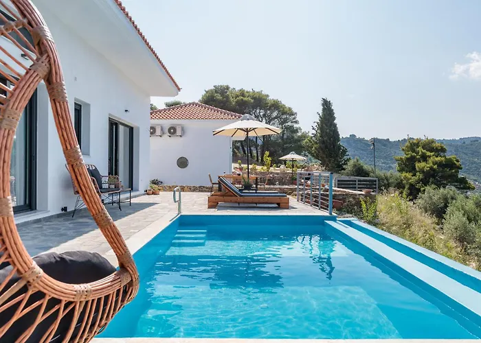 Aether Retreat - Private Pools & Aegean Views *