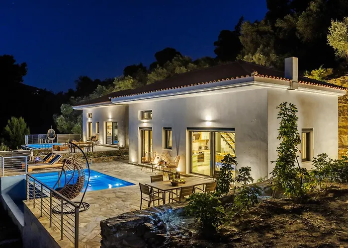 Βίλα Aether Retreat - Private Pools & Aegean Views *